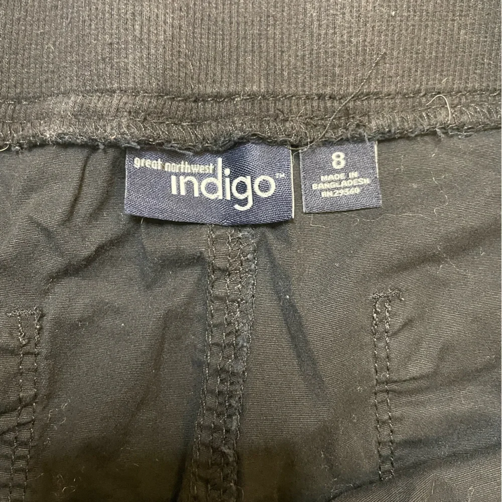 Indigo size 8 navy blue Bermuda shorts - Picture 5 of 5